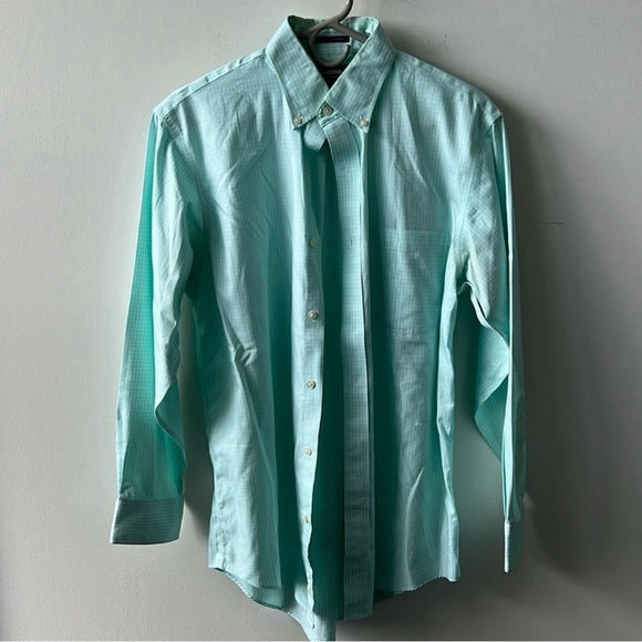 8 Men’s Dress Shirts - Picture 7 of 8
